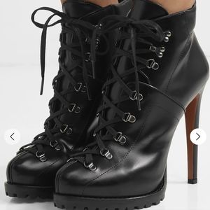 Alaia laced boots